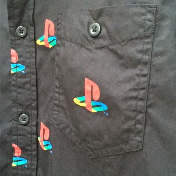 Men’s Licensed PlayStation Logo Graphic Gamer Short Sleeve Button Down Shirt - Picture 3 of 5
